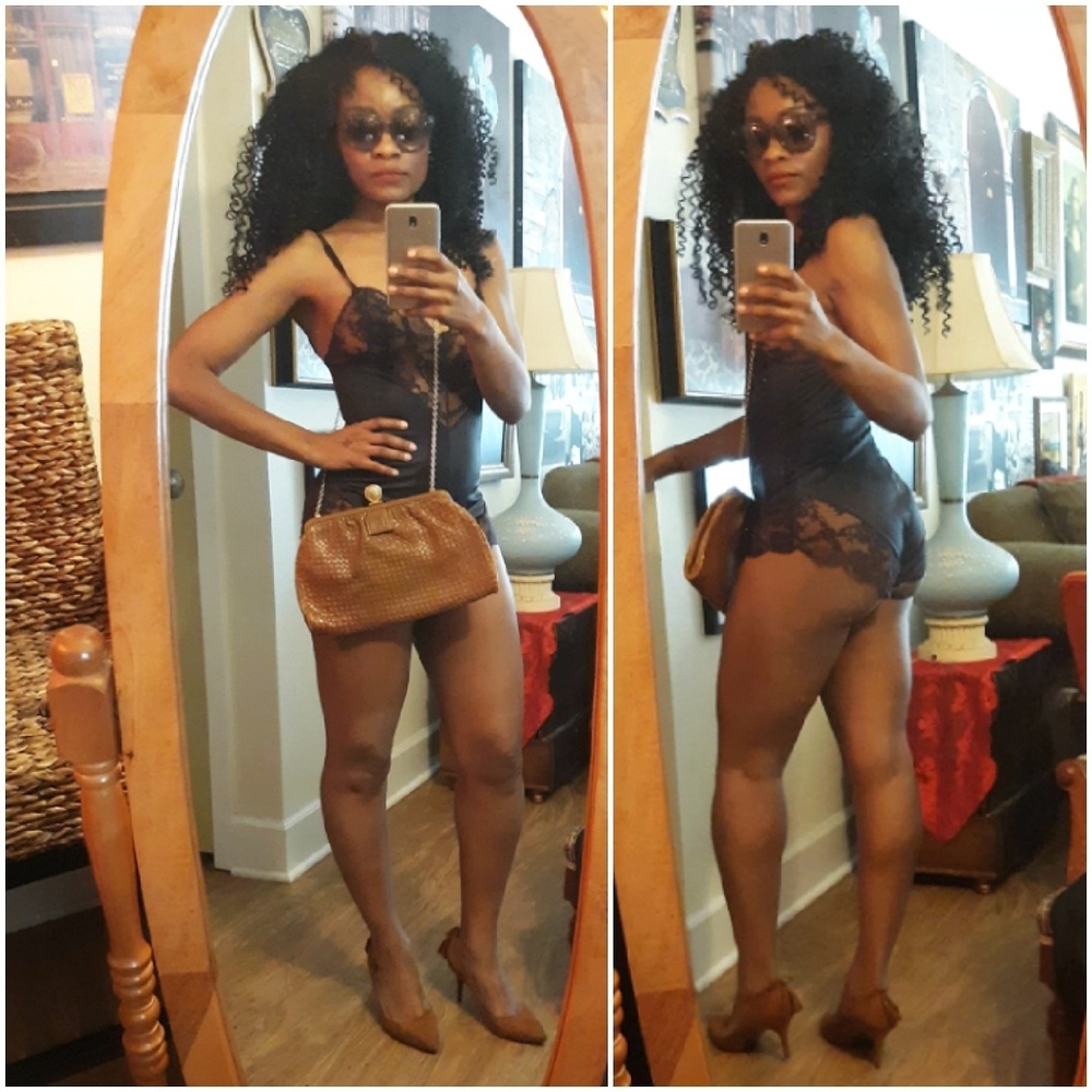 SOLD.🇮🇹FENDI VINTAGE  1970s CLUTCH - Picture 6 of 8